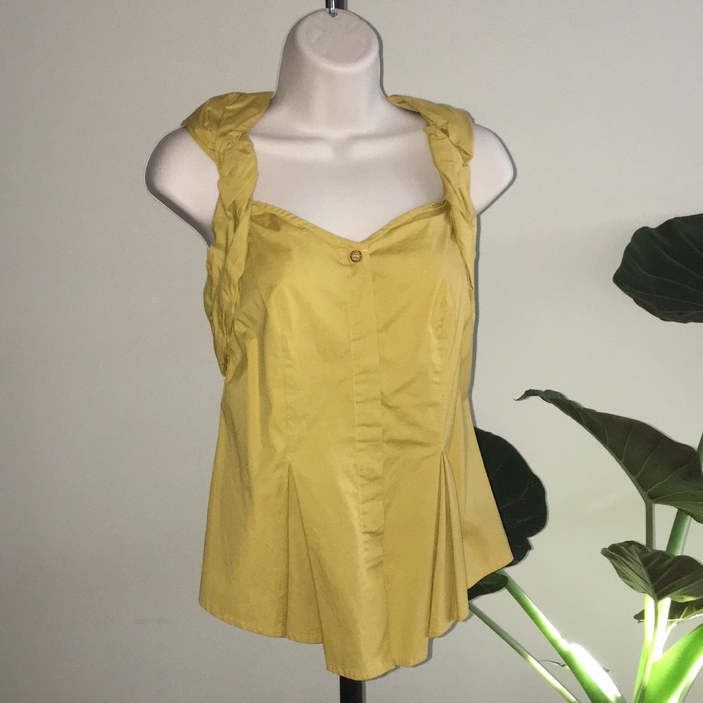 Yellow Button-Down Anthropologie Top w/a Twist 🥨